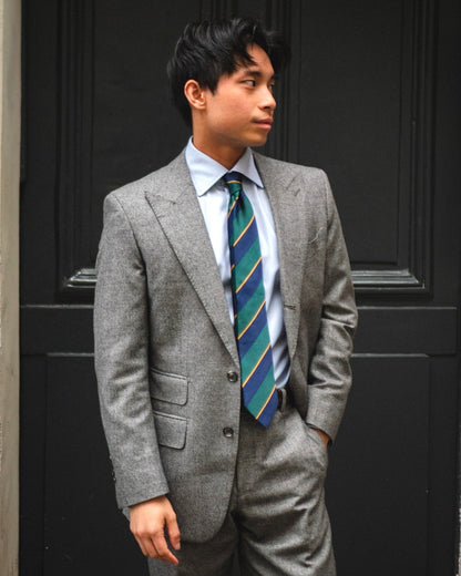 Cravate à rayures marine et verte